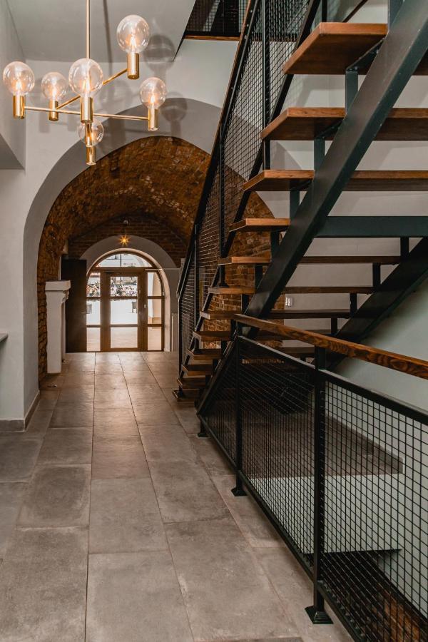 The Old Townhouse II Aparthotel Krosno Exterior photo